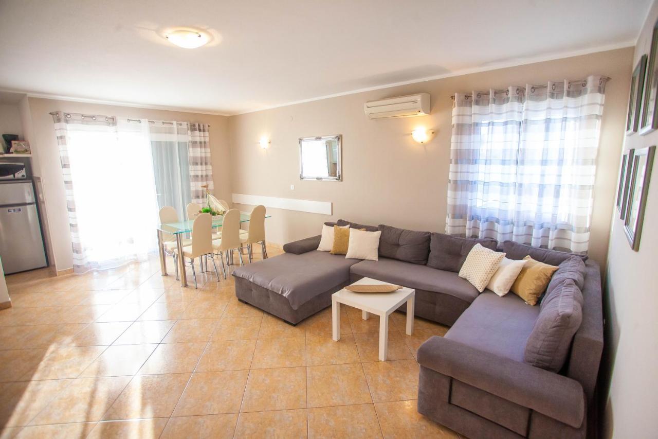 Apartment Jerry With Private Pool ميلنا المظهر الخارجي الصورة