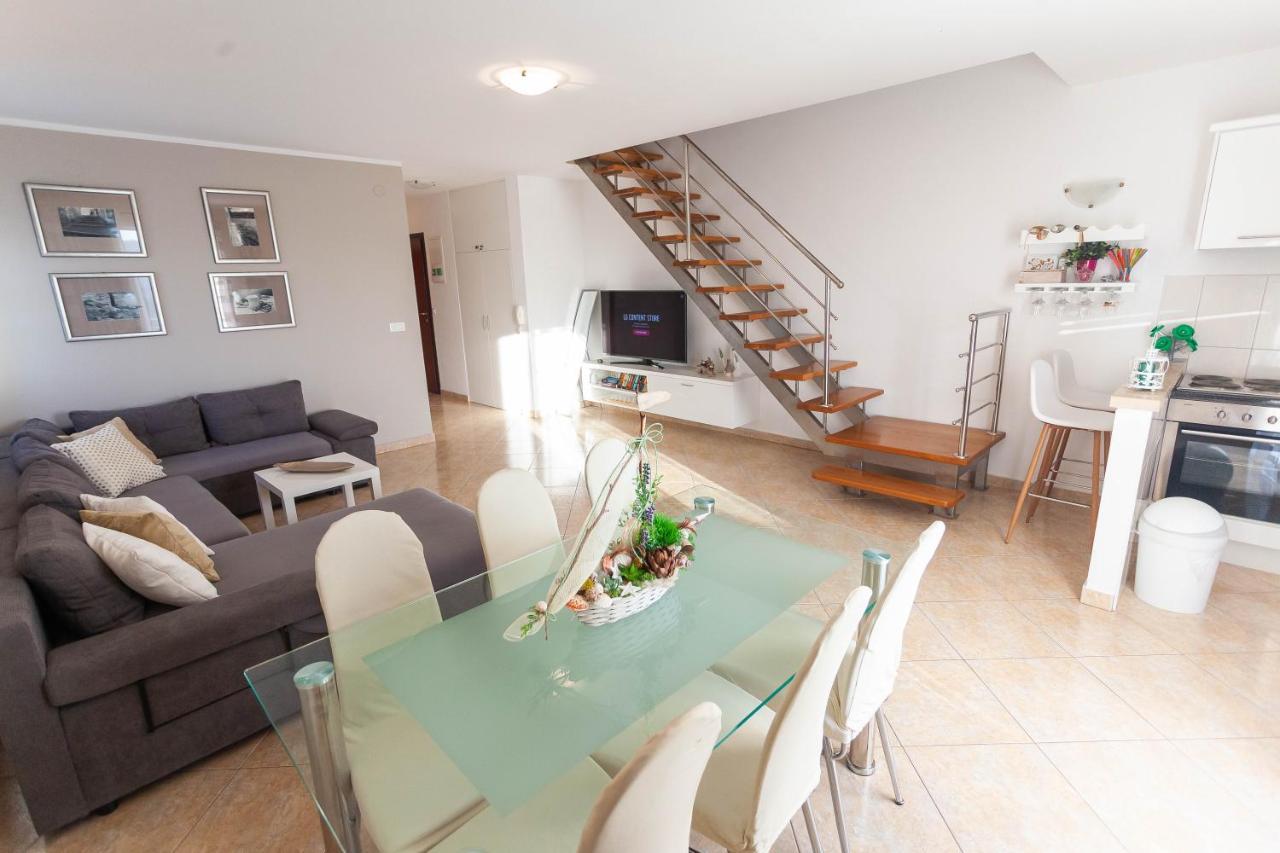 Apartment Jerry With Private Pool ميلنا المظهر الخارجي الصورة